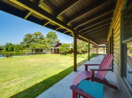 Gambaran Hotel: Waterfront Vacation Rental with Lake LBJ Access!