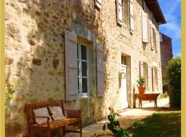 Photo de l’hôtel: Cardabelle Holiday Home with private garden
