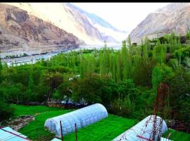 Summer and winter homestay Turtuk Youl, hotel in Turtok