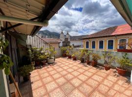 Hotel fotoğraf: Hostal Benalcazar