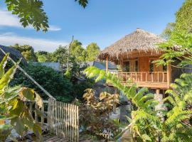 Onong's Homestay & Cafe、Tomohonのホテル