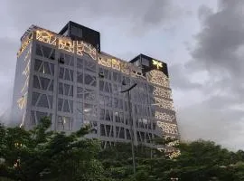 Dragonfly Hotel - The Art Hotel