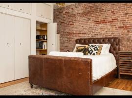 Foto di Hotel: Prime Studio Greenwich Village!