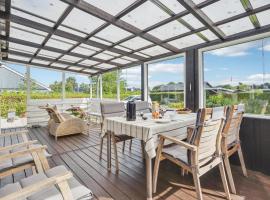 Hotel foto: Pet Friendly Home In Sjlund With Wifi