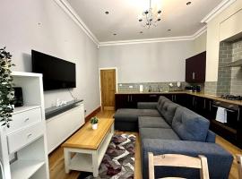 ホテル写真: 2 Bed Sleeps 6 - Walking distance to Leeds City Centre!!