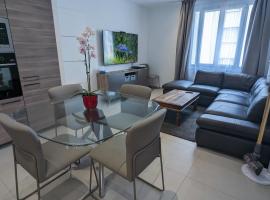 Hotel Photo: Apt 2 Chambres - Direct Gare Part-Dieu, Lyon - Ascenseur & Wi-Fi Gratuit