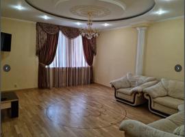 Gambaran Hotel: Apartment - apartment with expensive renovation)))