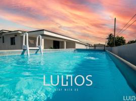 รูปภาพของโรงแรม: Modern 6 bedroom home with Pool and BBQ in Miami L34