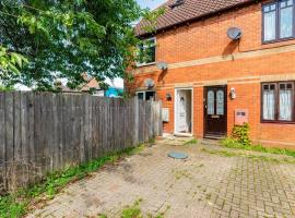 Hotel Photo: Immaculate 2 - Bedroom House in Milton Keynes