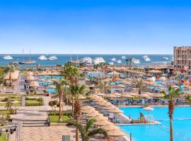 รูปภาพของโรงแรม: Pickalbatros White Beach Resort - Hurghada