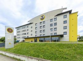 Hotel Photo: B&B Hotel Oberhausen am Centro