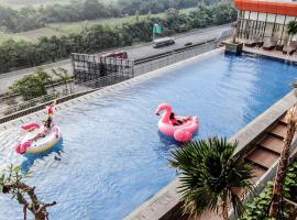 Stay G Hotel Royal Sentul Park, ξενοδοχείο σε Kedungmanggu