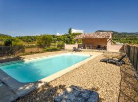 Hotel Photo: Stunning Home In La Roque-alric With Kitchen