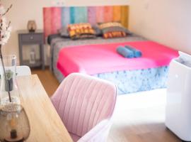 Hotel kuvat: Born Rooms - St Caterina