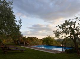 Hotelfotos: La Vignaccia the Old Barn- Villa Wprivate Pool