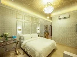 Ritz Residence, Imago Mall Loft B