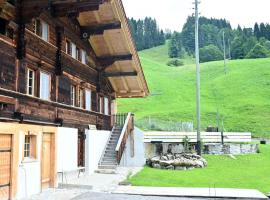 A picture of the hotel: Chalet Grittelihus, large bathroom, Lots of living space, nahe Interlaken