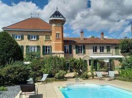 Hotel fotoğraf: La Tour Bleue