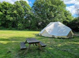 Hotel Photo: Glamping in style Emperor tent