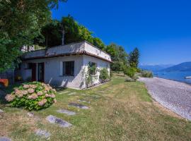 Hotel Photo: Menaggio Spiaggia