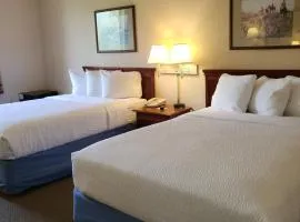 Magnuson Hotel West Liberty