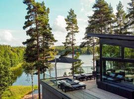 호텔 사진: Villa Padel - Premium Lakeside Residence & Grounds