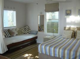 Sea Shanties, ξενοδοχείο σε Amity Point