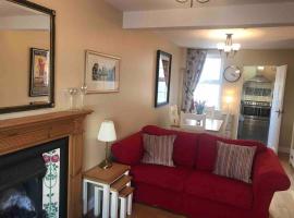 Hotel Photo: Downshire Cottage: Cosy home in Holywood Centre