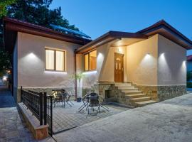 Къща за гости Relax, hotel v destinaci Chisarja