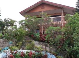 ศรีวิภา​ฮิลล์​, hotel v destinaci Khao Kho