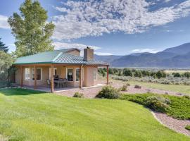 호텔 사진: Zion Mountain Guest House with Canyon Vistas!