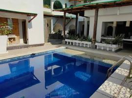 Hotel Photo: Casa Boutique grupos grandes/40 personas