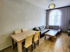 Hotel kuvat: LUXURY Spacious 3 bedroom 2 Bathroom apartment , New Building,