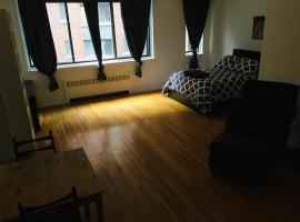 Hotel Photo: Stylish Montreal Apartment: Comfortable Stay in the Golden Square Mile