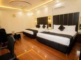 Hotel white season Gulberg