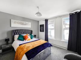Hotel Photo: A Stunning 3Bed house with WiFi