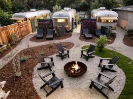 Hotel foto: Airstream Sage & Lavender Garden Oasis (#1)