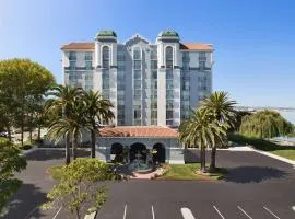 Embassy Suites San Francisco Airport - Waterfront, готель у місті Берлінгейм