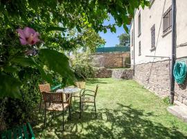 Hotel fotoğraf: Casa Feli - APARTAMENTO con JARDÍN PRIVADO en los PIRINEOS