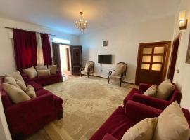 Zdjęcie hotelu: Full furnitured house بيت مفروش للأيجار