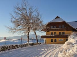 Mathiasl Panorama Ferienwohnungen, hotel v destinaci Bodensdorf
