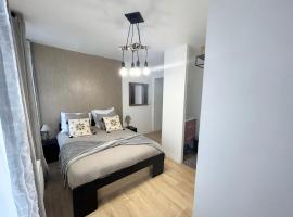 Appt 2 à deux pas de la gare d'Amiens, Hotel in Amiens