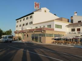 Hotel Brasa, hotel in Elvas
