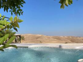 Fotos de Hotel: Dawar Canaan Paradise - Luxury Haven