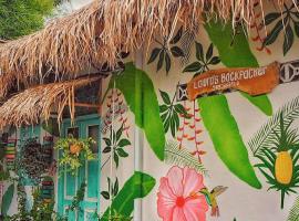 Laura's Backpacker 523, hotel v destinaci Yogyakarta