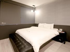 Gambaran Hotel: N Hotel