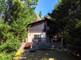 Zdjęcie hotelu: Mountain Family Chalet on Prahova Valley