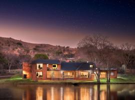 A picture of the hotel: Riverhorse Lodge