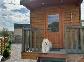 Chez Célia, Roulotte en Champagne, hotel v destinaci Fleury-la-Rivière