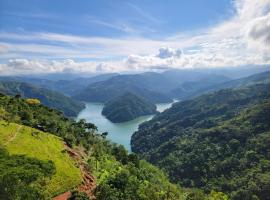 AVANI Boutique Hotel，位于Norcasia的酒店